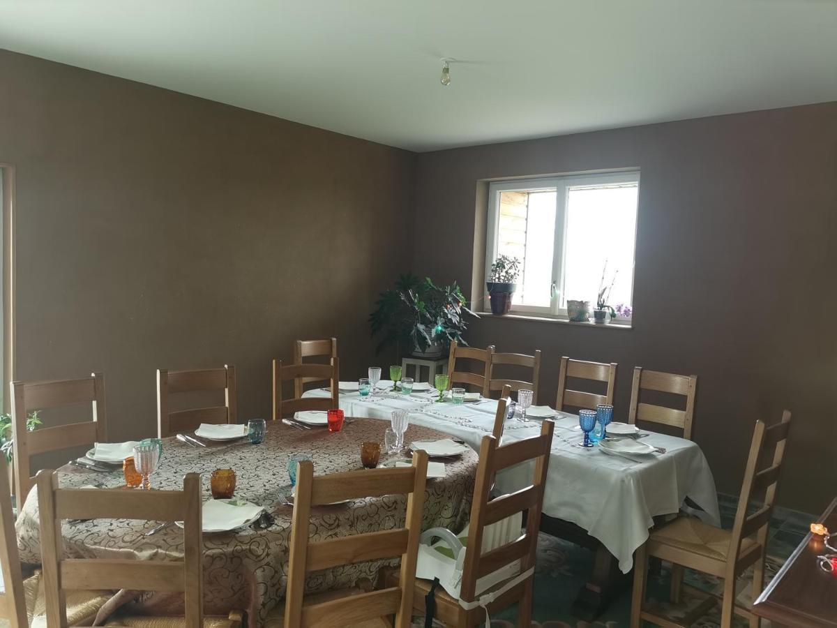Les Chambres D'Hotes De La Frissonnette Auzelles Ngoại thất bức ảnh